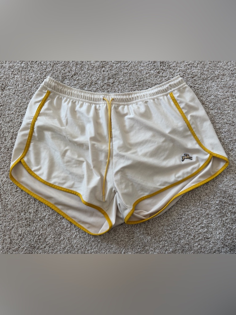 Tracksmith x J. Crew Van Cortlandt White/Gold Athletic Mesh Shorts